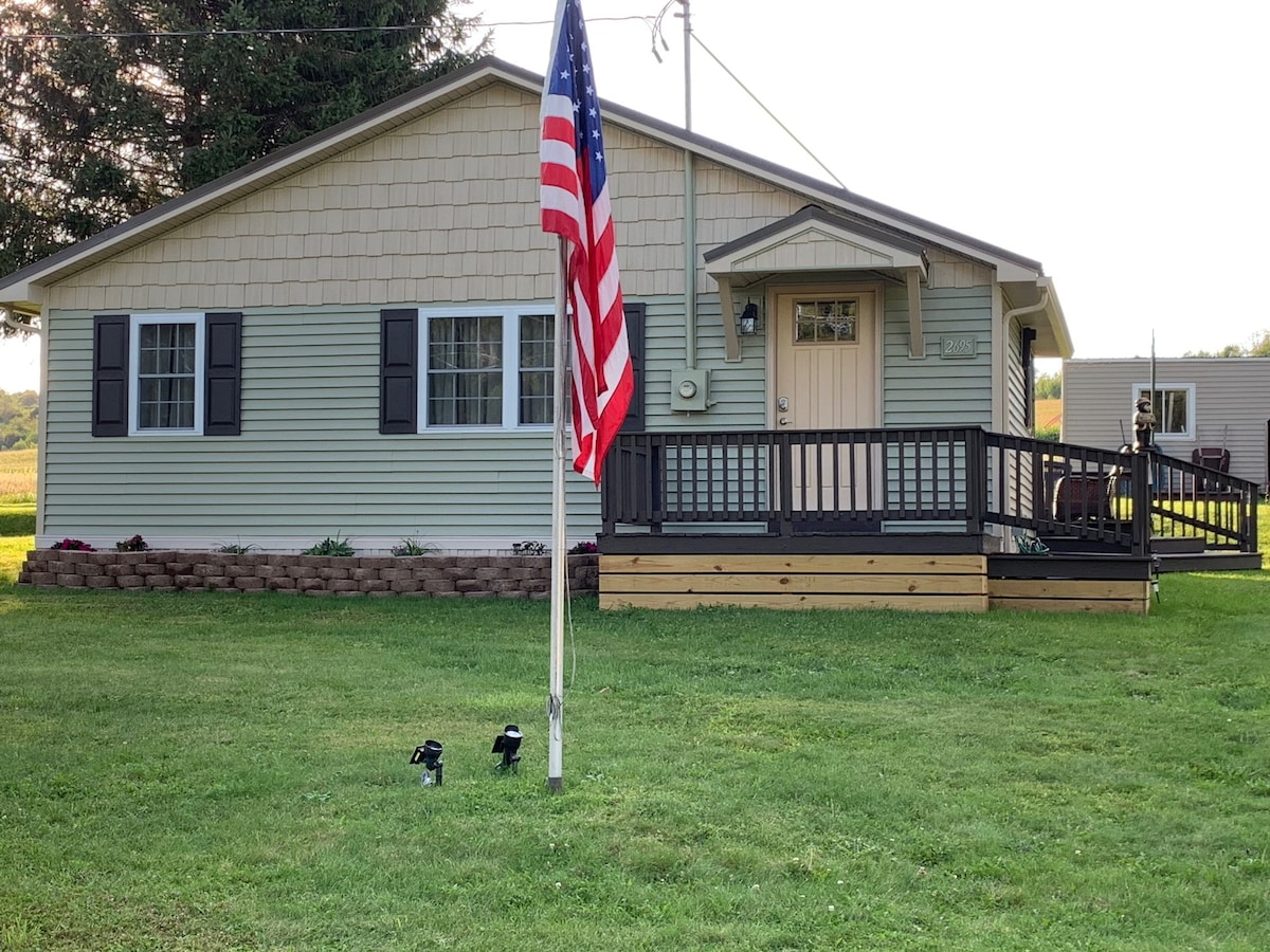 Andrea 's Lake Cottage