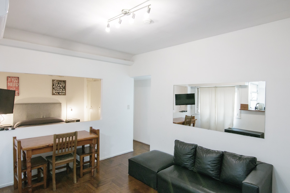 Apartamento ideal en pleno Palermo Hollywood.-