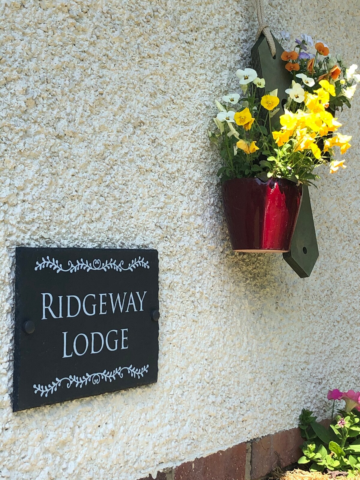 The Ridgeway Lodge靠近Ivinghoe Beacon