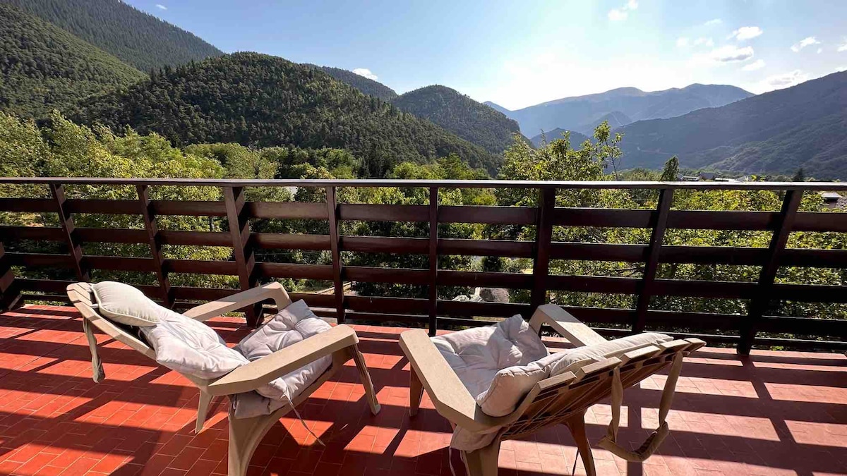 Appartement au calme avec vue montagne