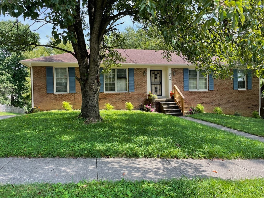 Large 3BR w/ full basement in Upscale neighborhood