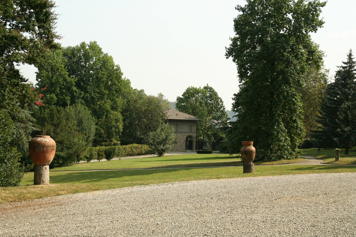 科莫湖乡村佛罗伦萨别墅。