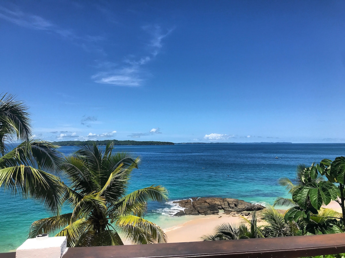 King Room w/Ocean & Pool Views