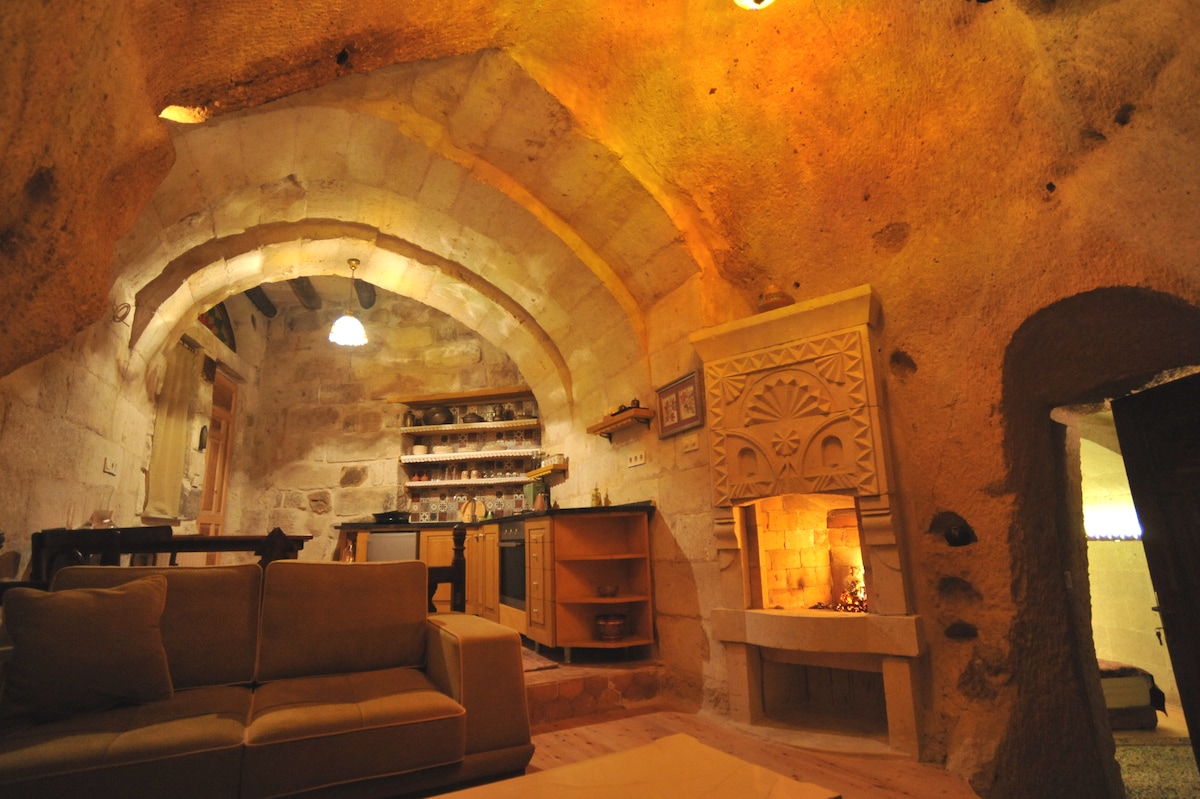 Anitya Cave House with Turkish Bath