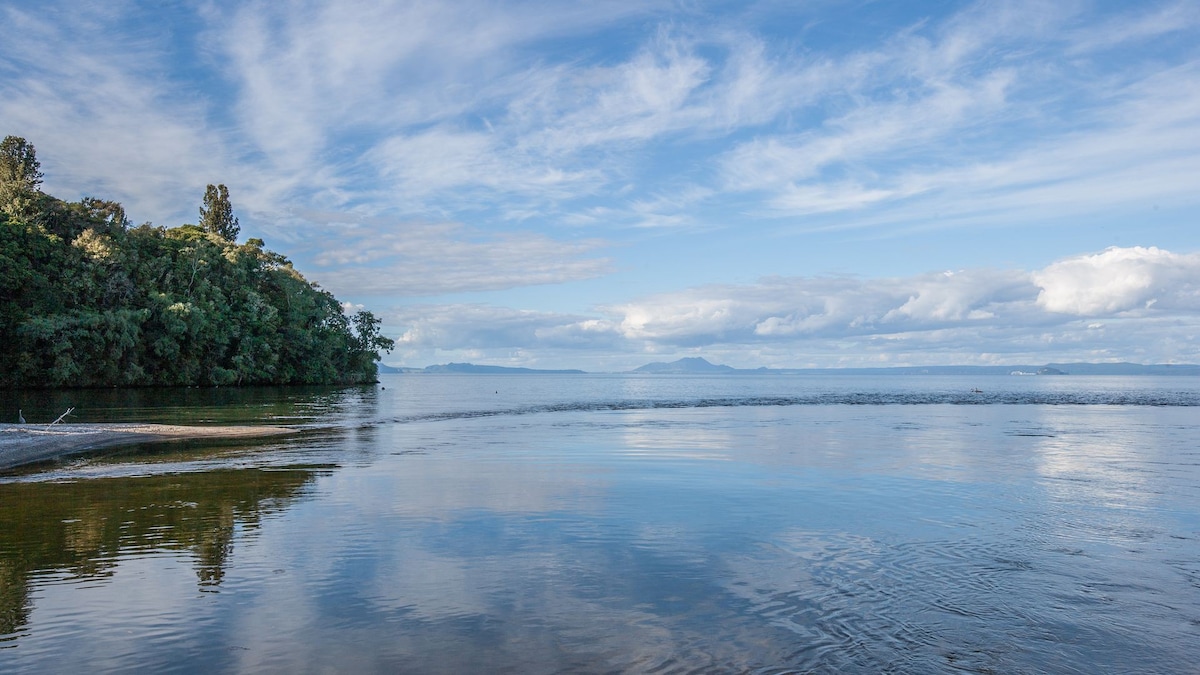 Tongariro Adventures Lodge