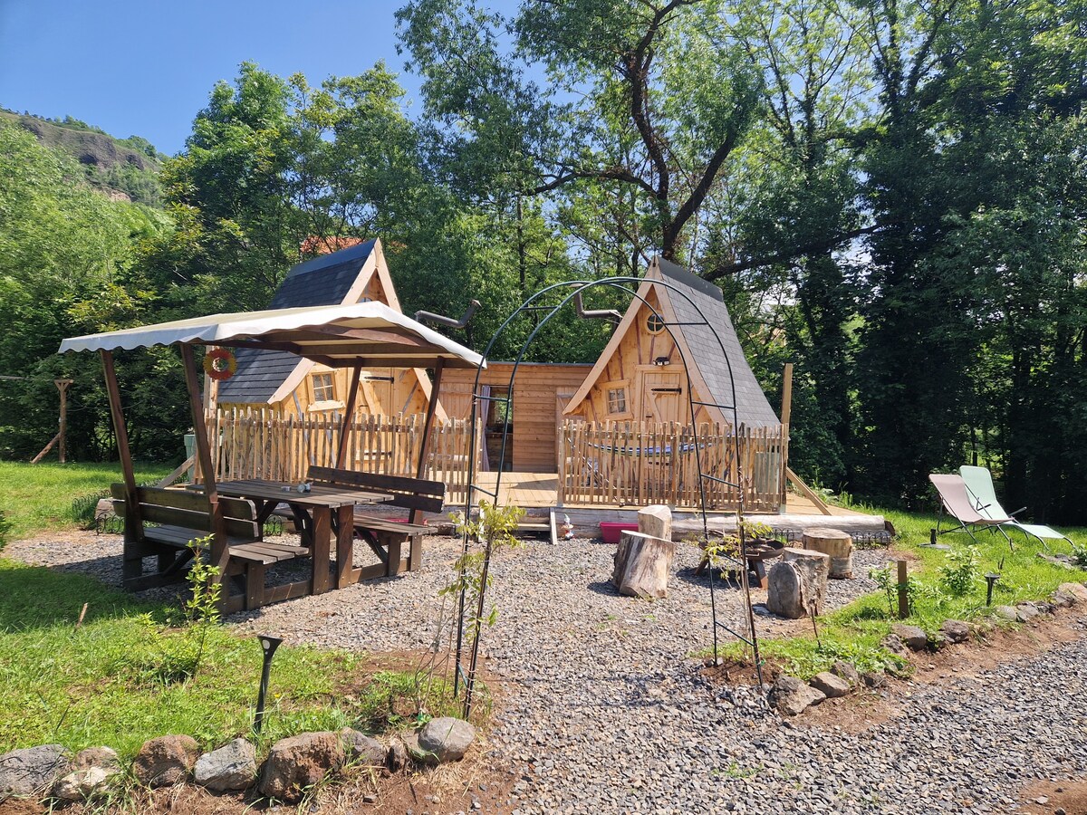 Le Cheix的童话小木屋