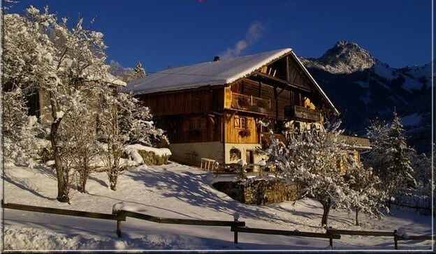 Ferme savoyarde traditionnelle, massif des Aravis