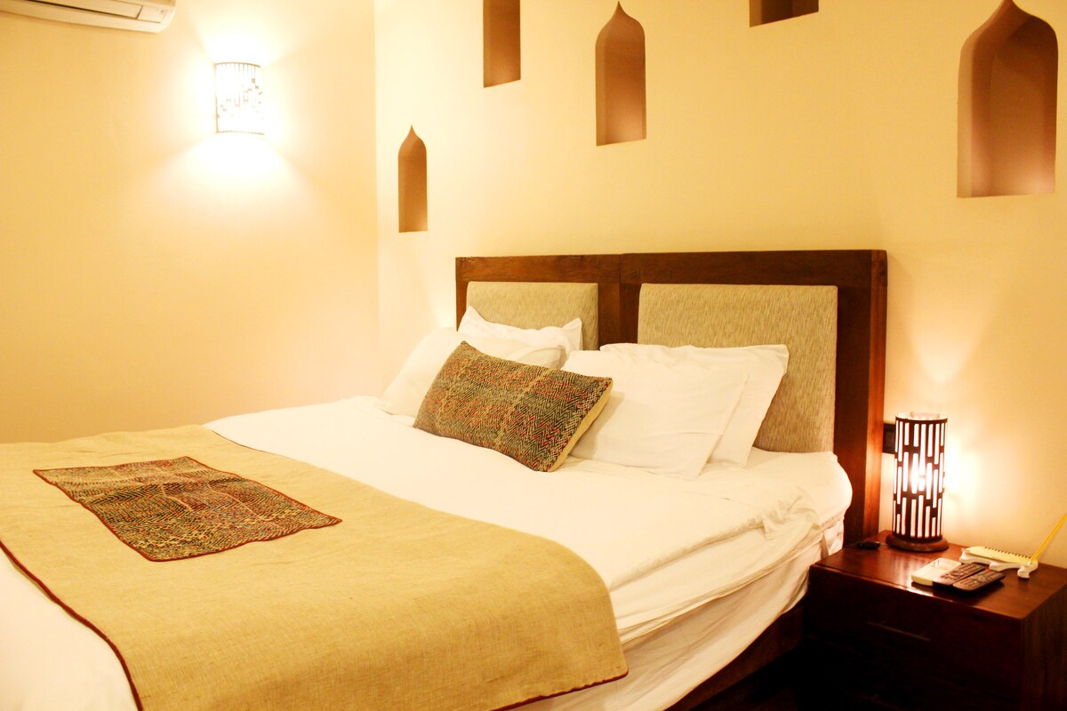 A Modern Luxury Suite with Fort View in Jaisalmer!