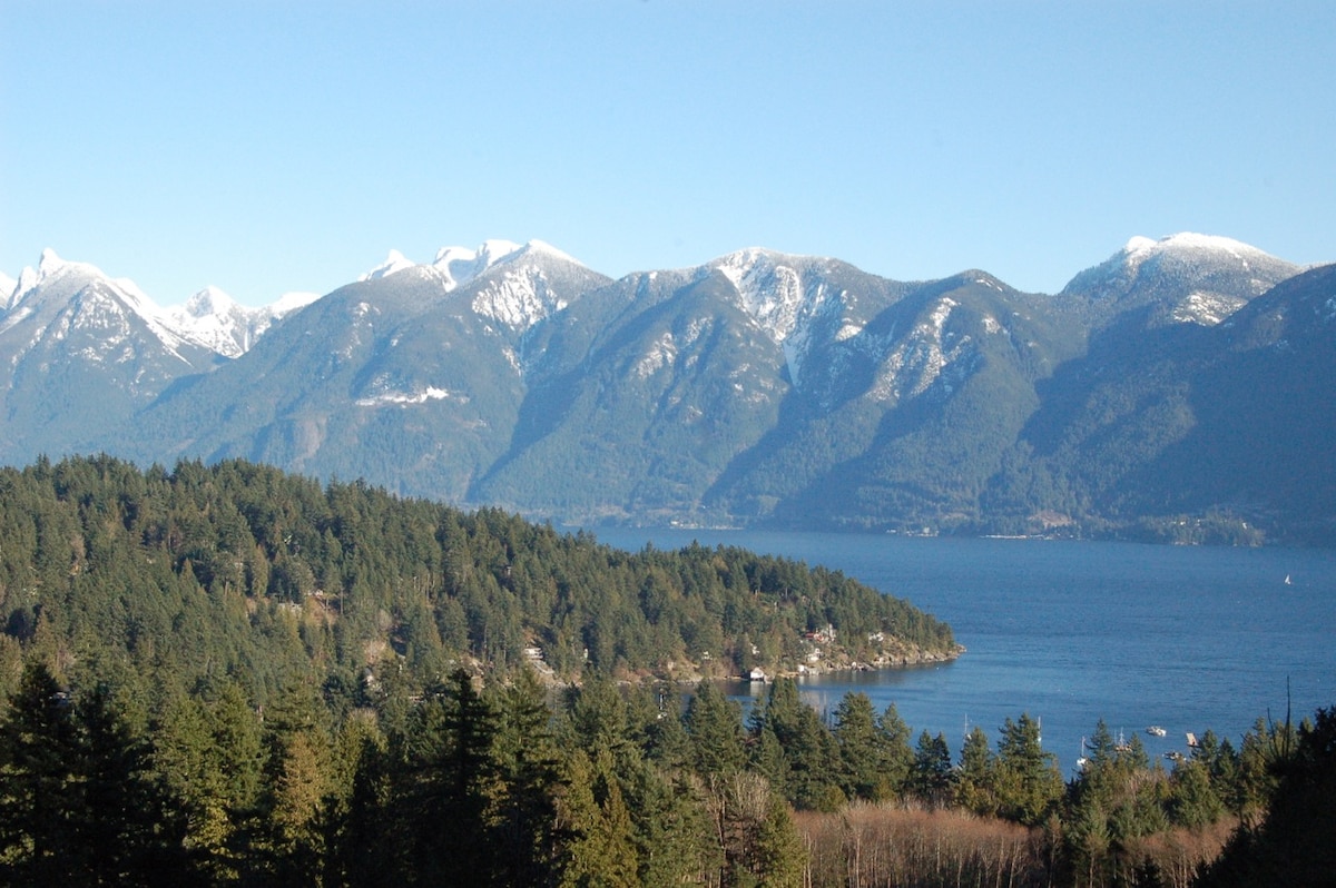 鲍恩岛（ Bowen Island ）的美丽景观房源