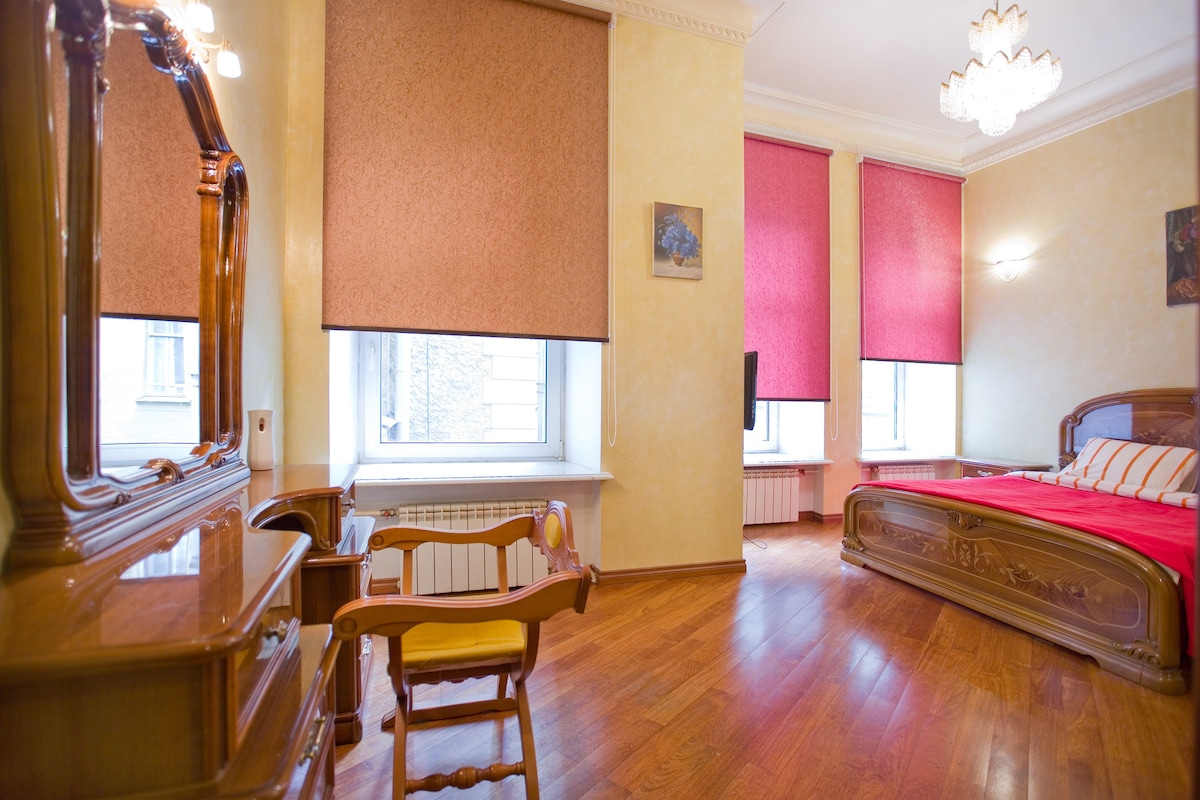圣彼得堡历史中心的公寓