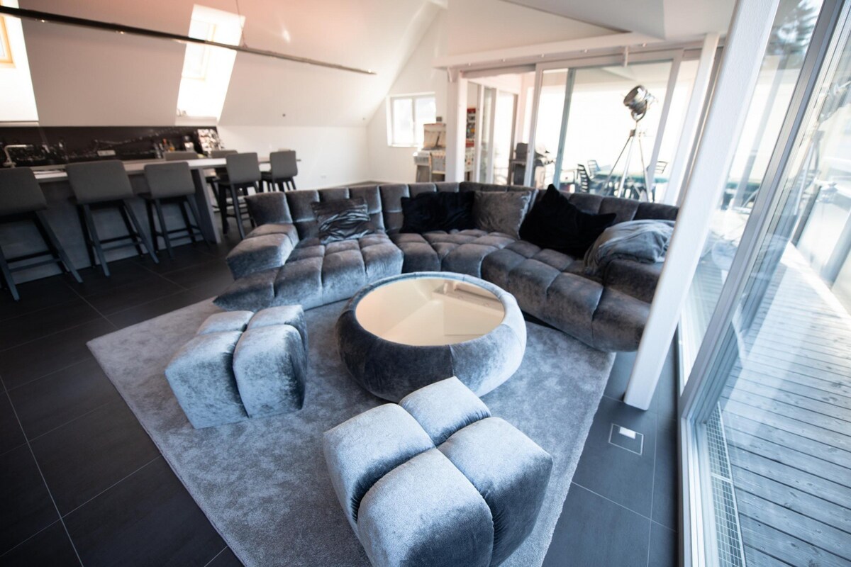 阁楼设计师Loft Arlberg/Montafon