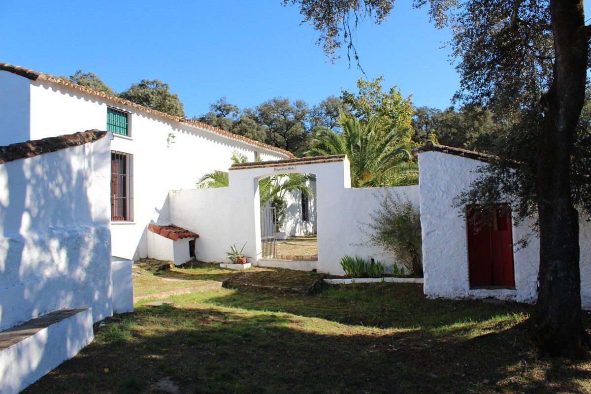 Cortijo Vega de los Hatos, Sierra de Aracena