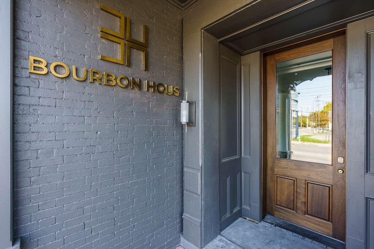 Bourbon Hous - 7卧室、酒吧、台球、停车场