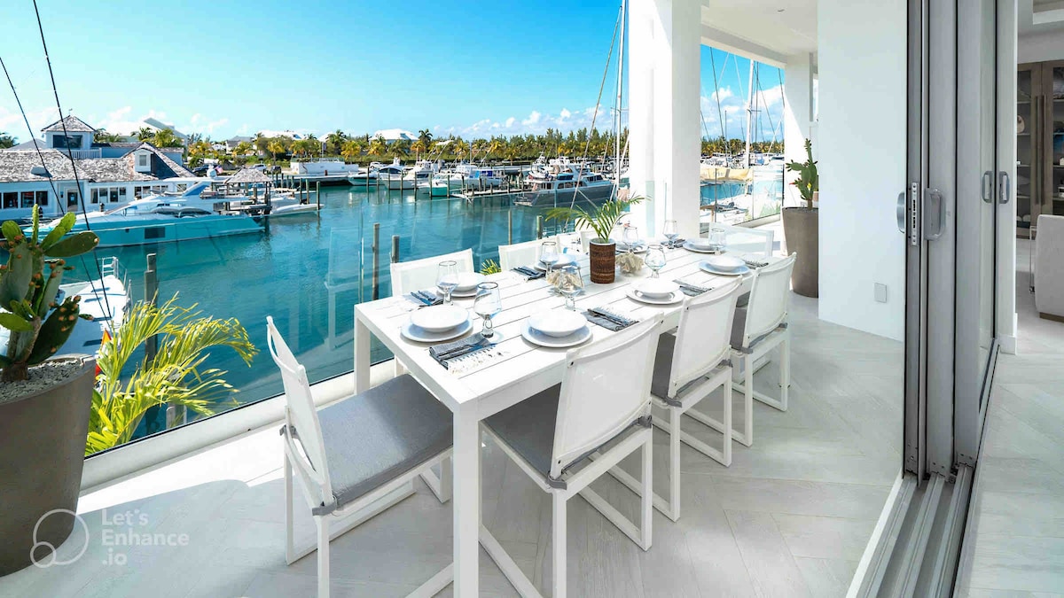 New Luxury Waterfront Condo, Palm Cay, The Bahamas