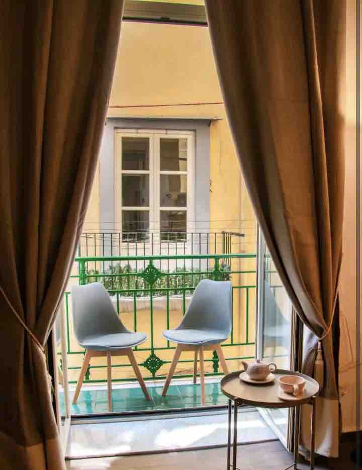 [Donna Letizia] - Appartamento nel cuore di Napoli