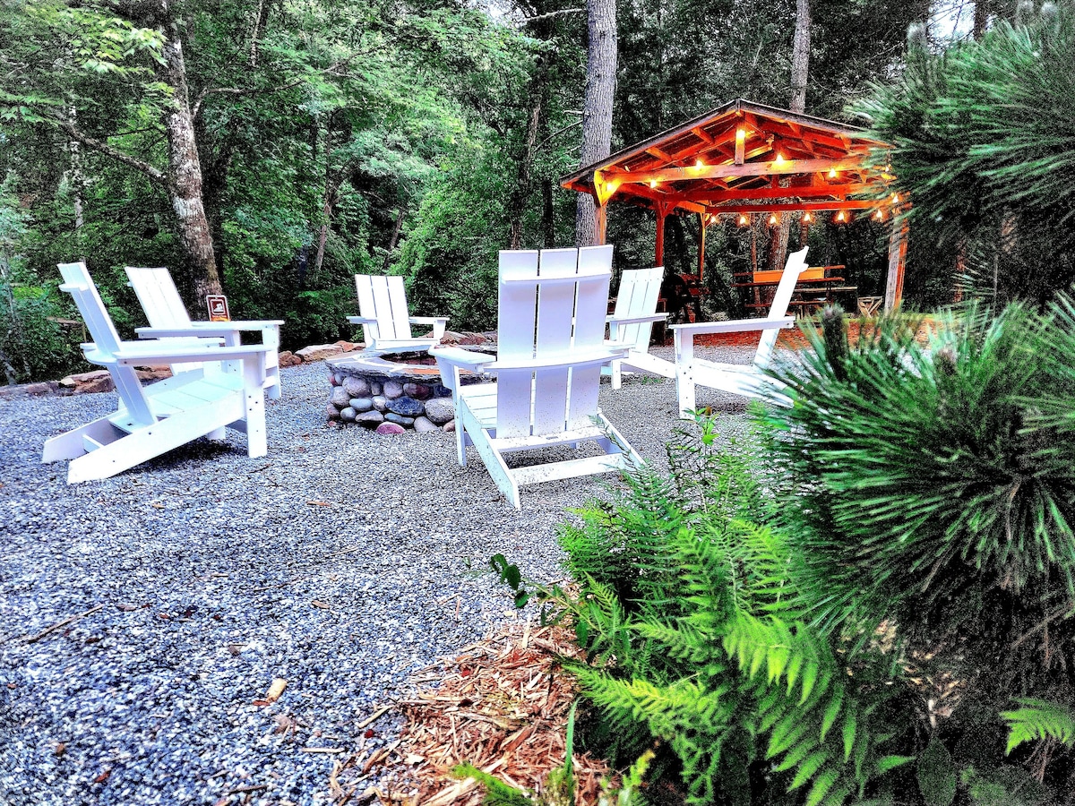 River Cabin/Fire Pit/Private Waterfall