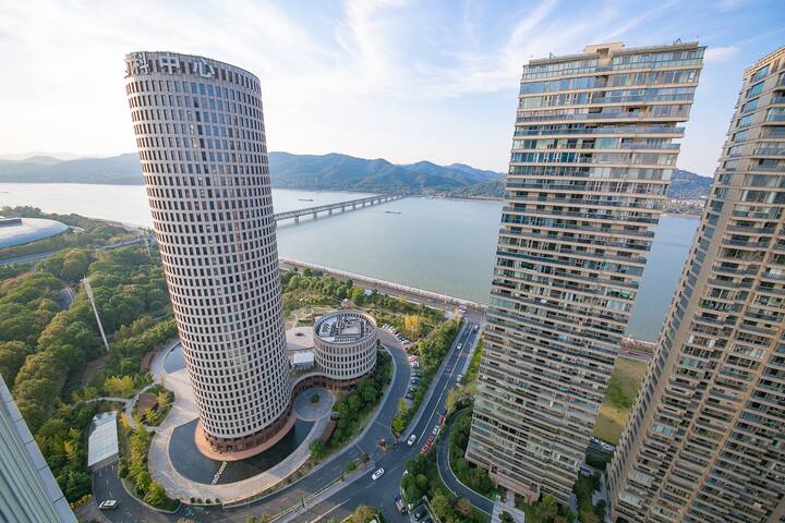 【钱塘江】近地铁/西湖景区8公里/近宋城/近九溪/钱塘江畔玻璃阳台江