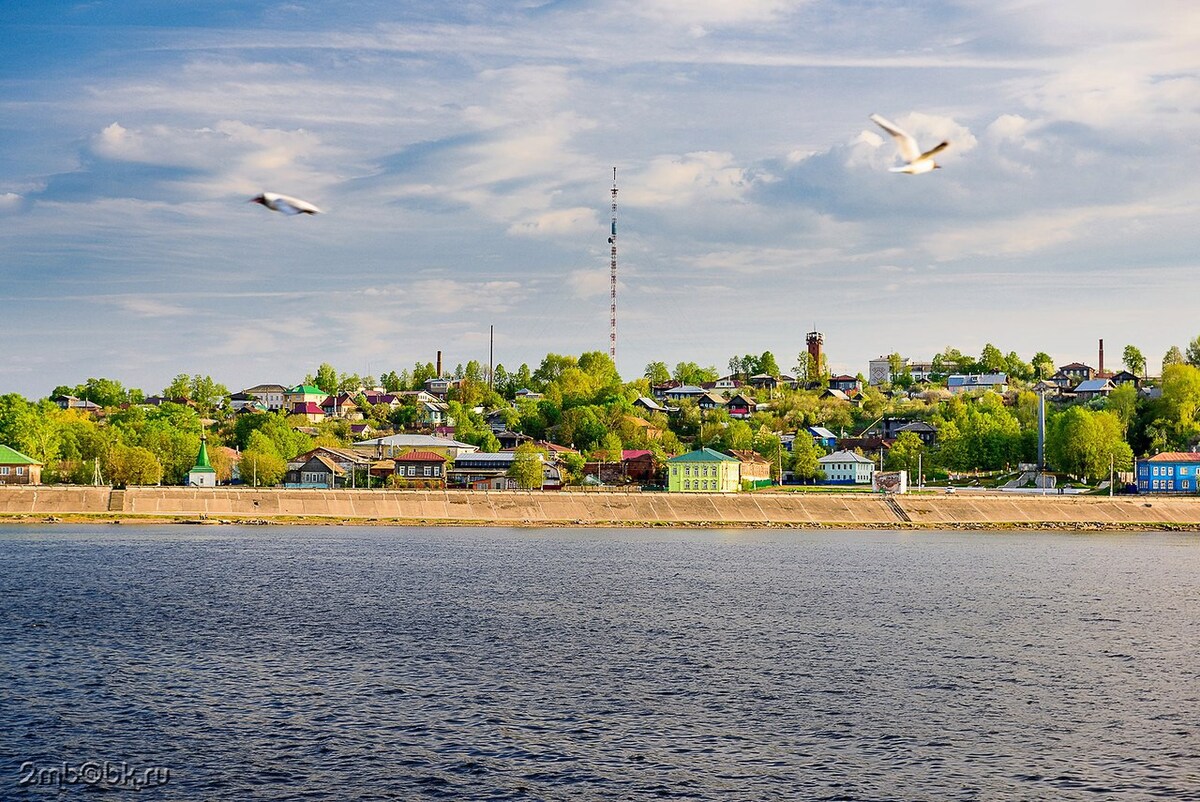 位于伏尔加河岸的舒适单间公寓。"俄罗斯联邦金环"