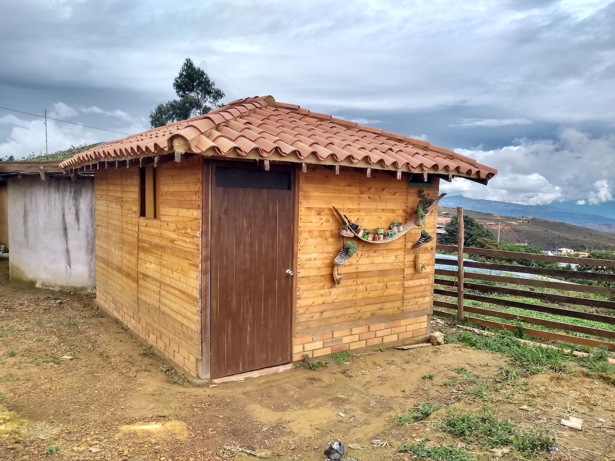 Cabaña de Madera en Eco domo Casa de Barro