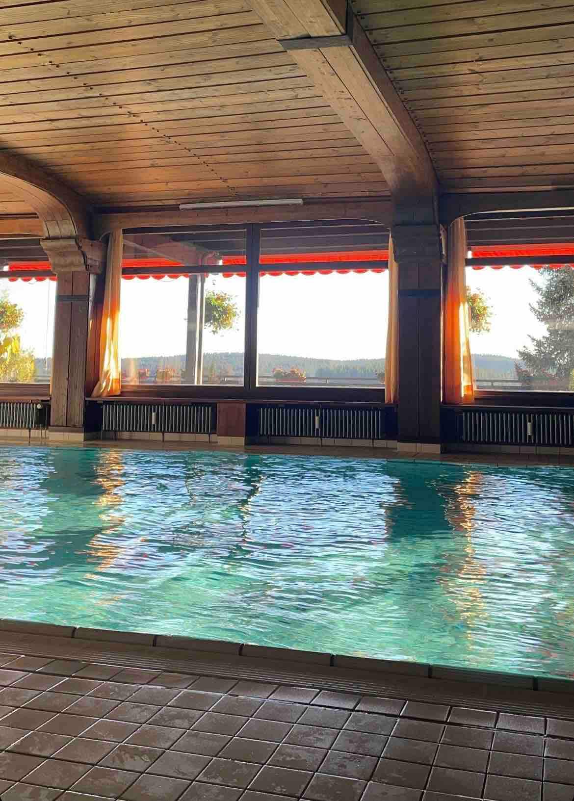 Apartment Schwarzwald-Anni  Pool Tennis Sauna