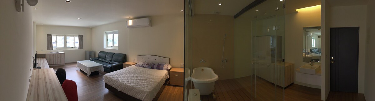 Super spacious room in Taichung