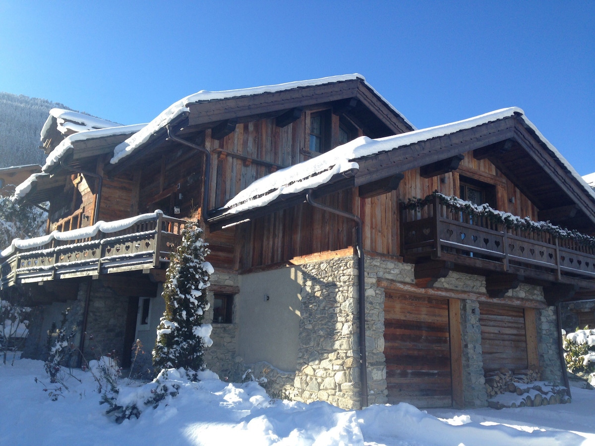 楼上住宿加早餐「Cerf」Chalet Mirantin