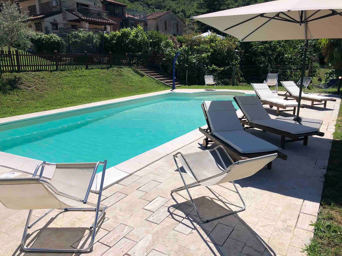 VILLAROSA SPICCIANO Exclusive Villa with pool.