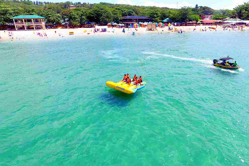 Room#10. Laiya Rest House w/ Pool. 6-8 Persons