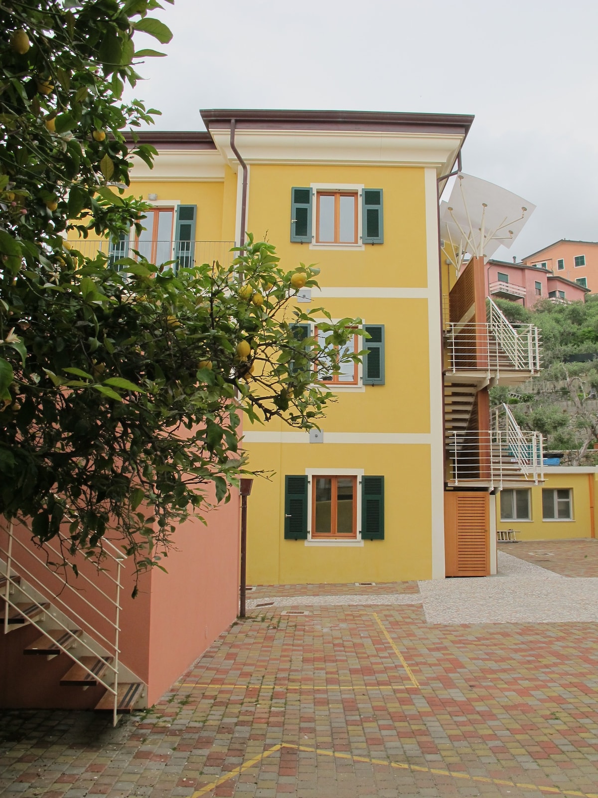 Apartment in the square of Tellaro