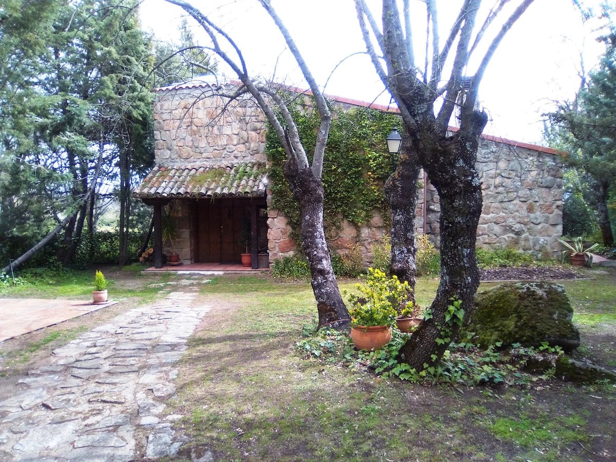 Lovely house in El Escorial traduccion