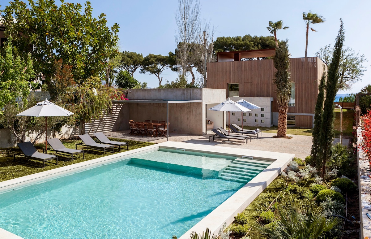 La Roca - Modern villa with private pool in front of the sea (ETV/6416)