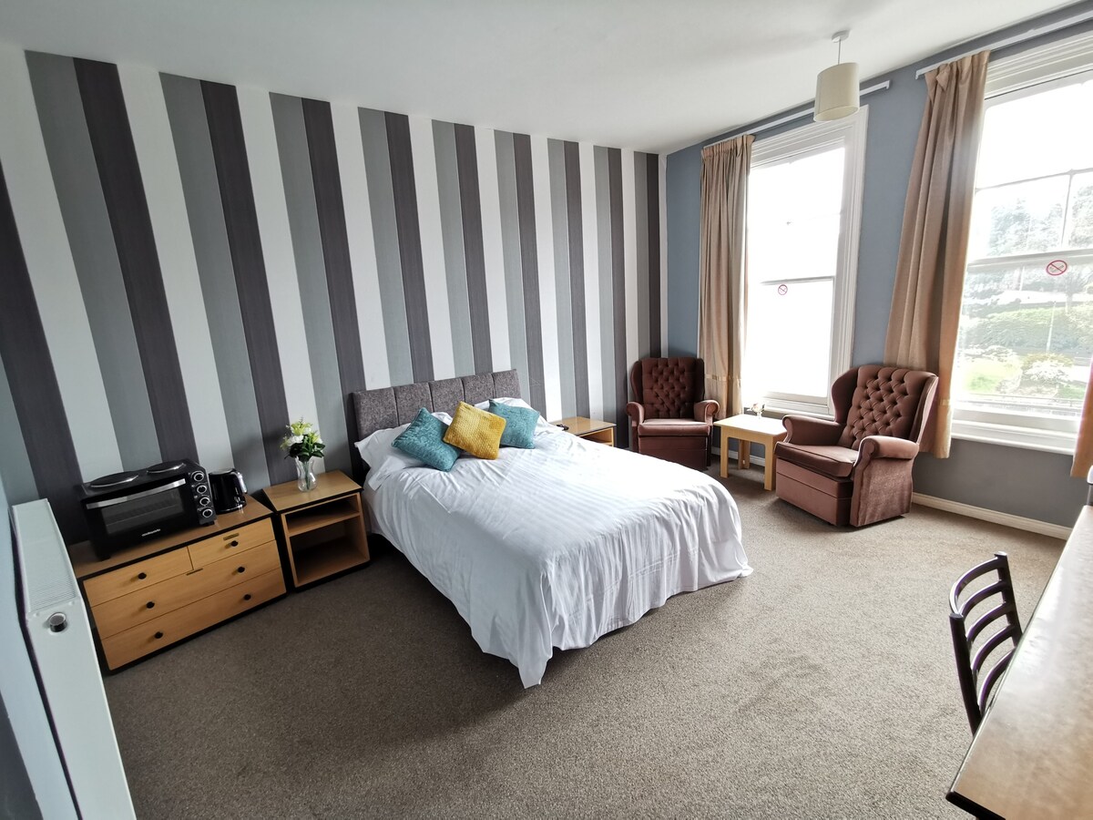 Master Suite in City Centre Fast Internet En-suite