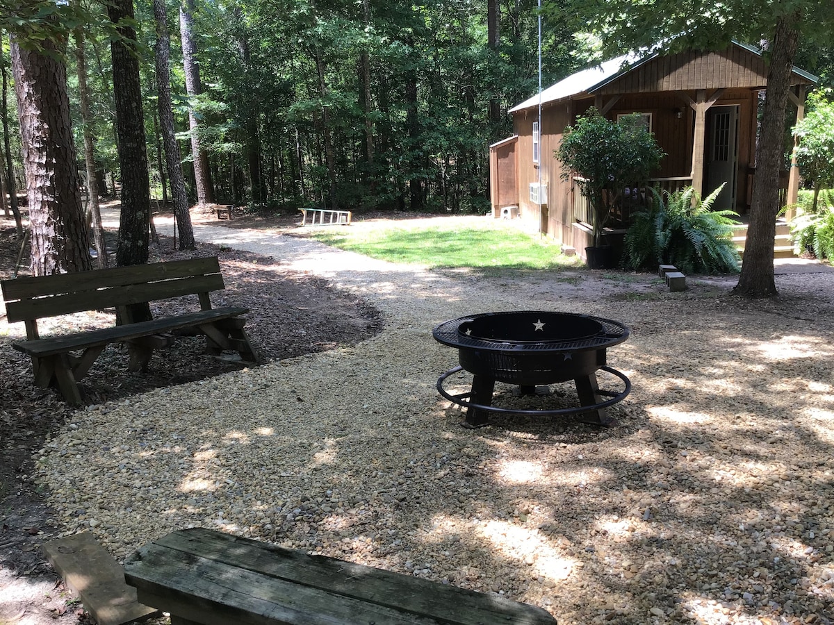 Cabin # 1 at Creekwood Gardens