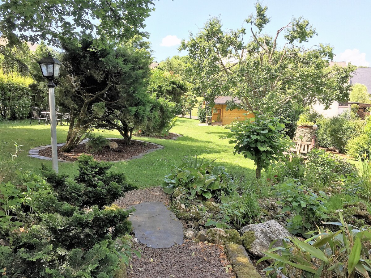 Ferienwohnung OG Landhaus "Zum Gartenfeld"