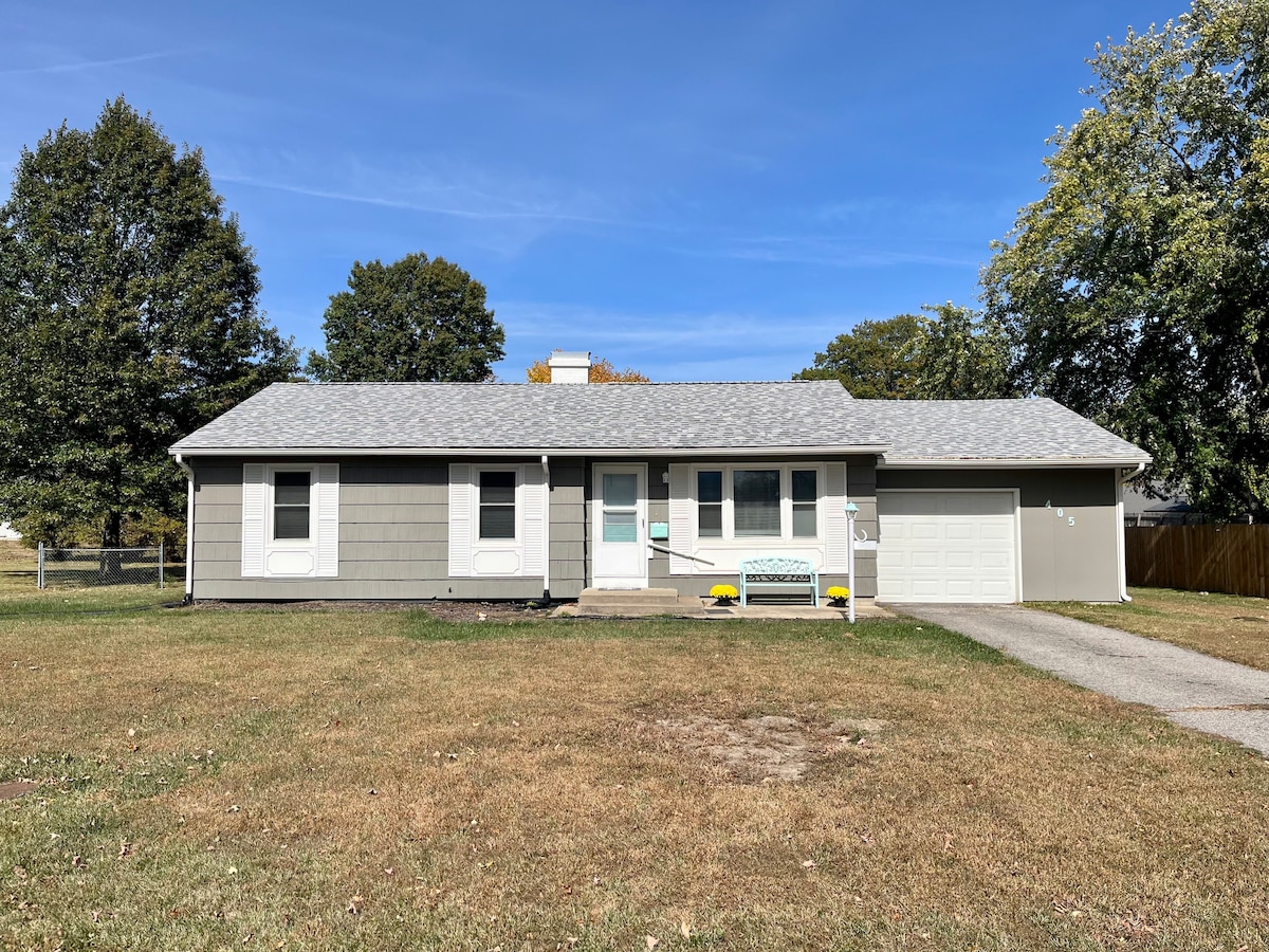 Cozy three-bedroom near MVC