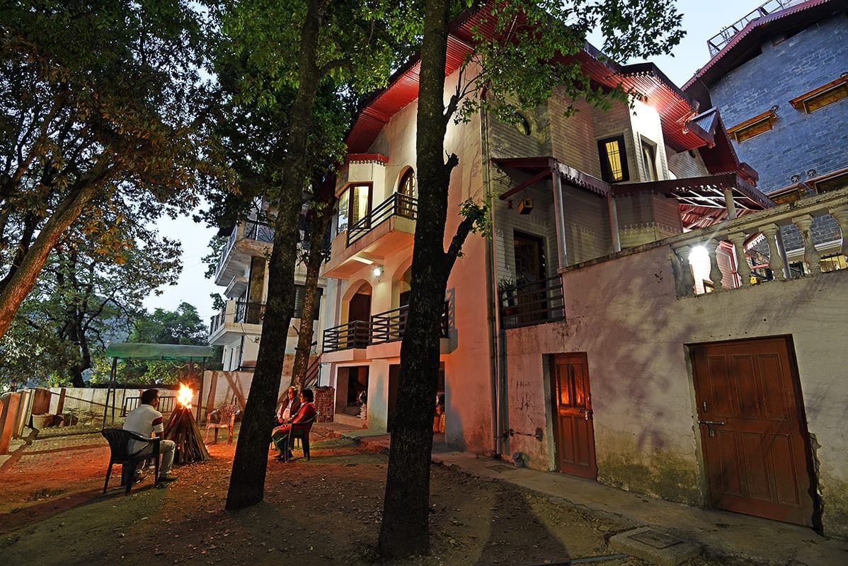 Dalhousie Luxury Villa- Nainital's Finest