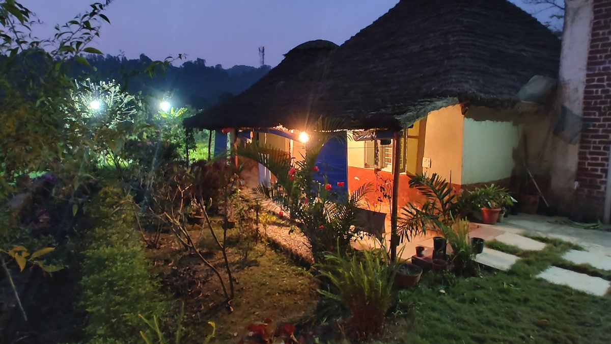Shivoham the Earthen Home stay