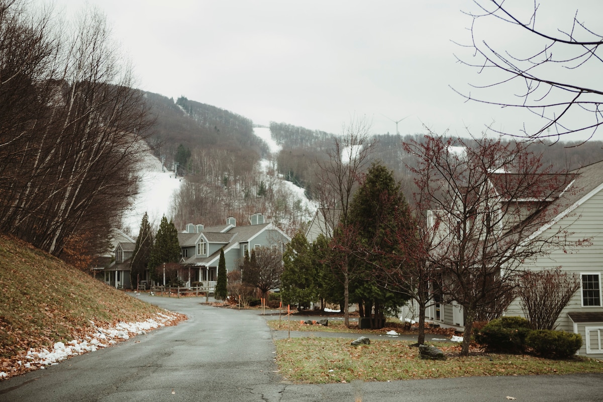 吉米尼峰（ Jiminy Peak ）的伯克希尔（ Berkshire ）家庭度假胜地！