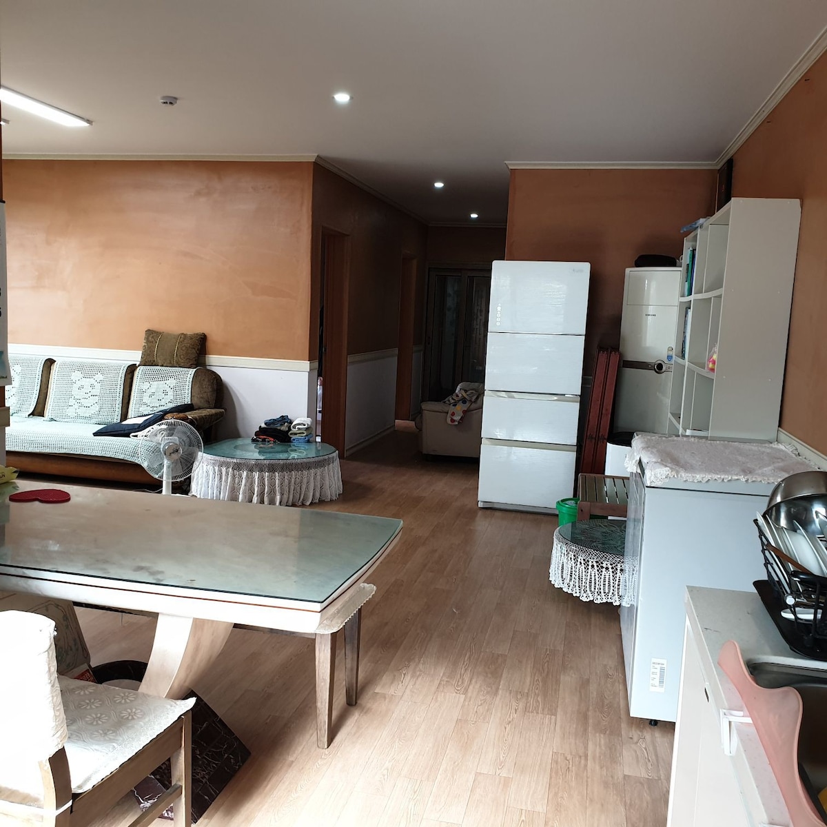 Cheonghak Igol住宿和早餐。公寓式室内结构小屋仅限使用30平见。仅限夏季的儿童游泳池