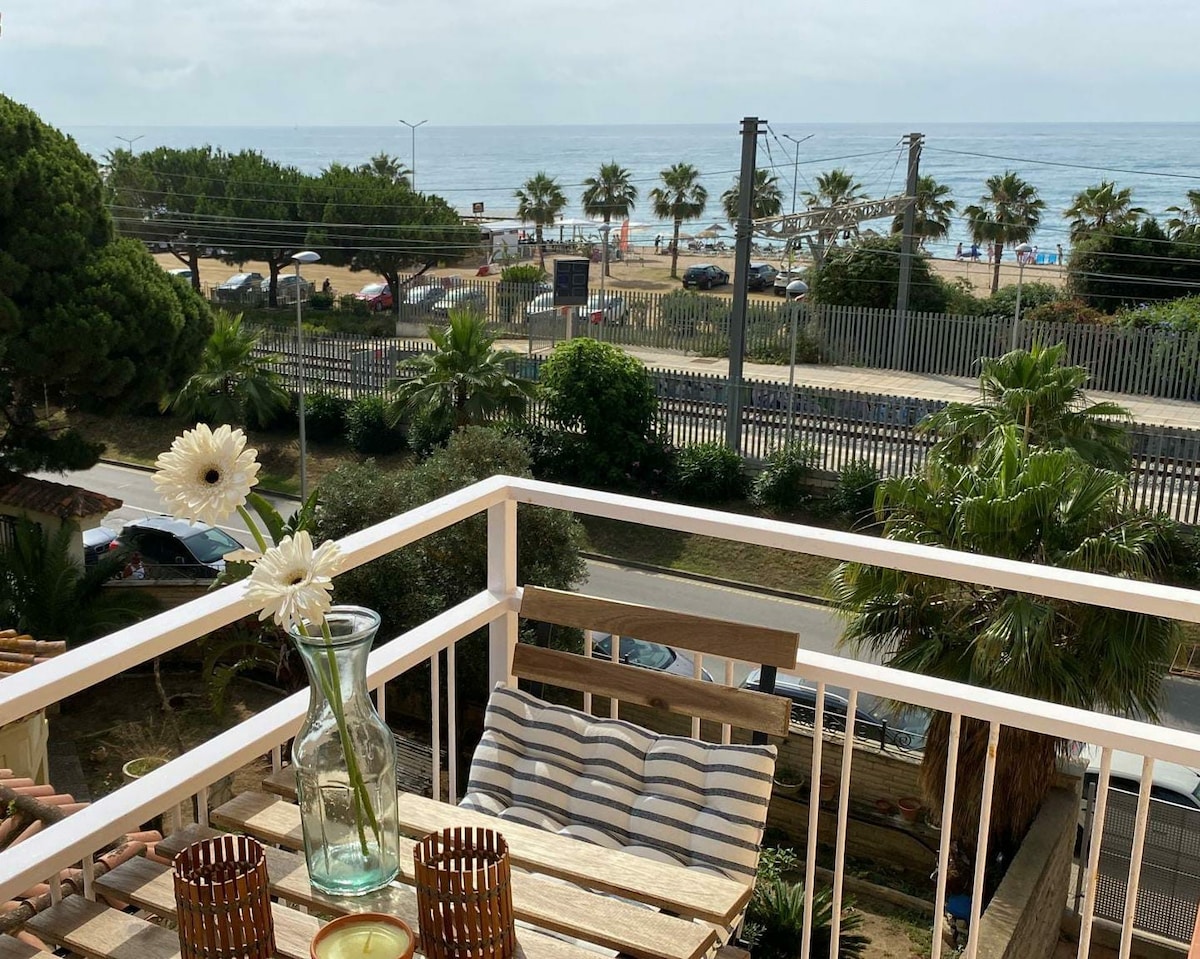 皮内达海滩豪华公寓（ Pineda Beach Premium ） -海滨公寓