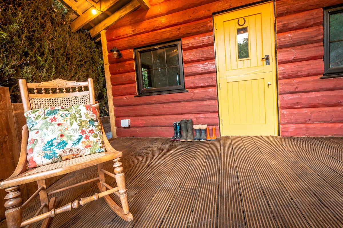 Redbarn Cavehill ：在小木屋中重新与大自然建立联系