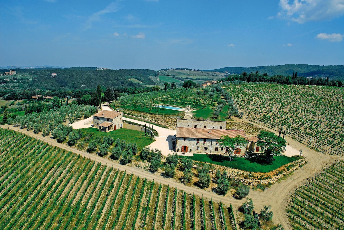 IL CELLESE WINERY BOUTIQUE . CISPIANO APARTMENT