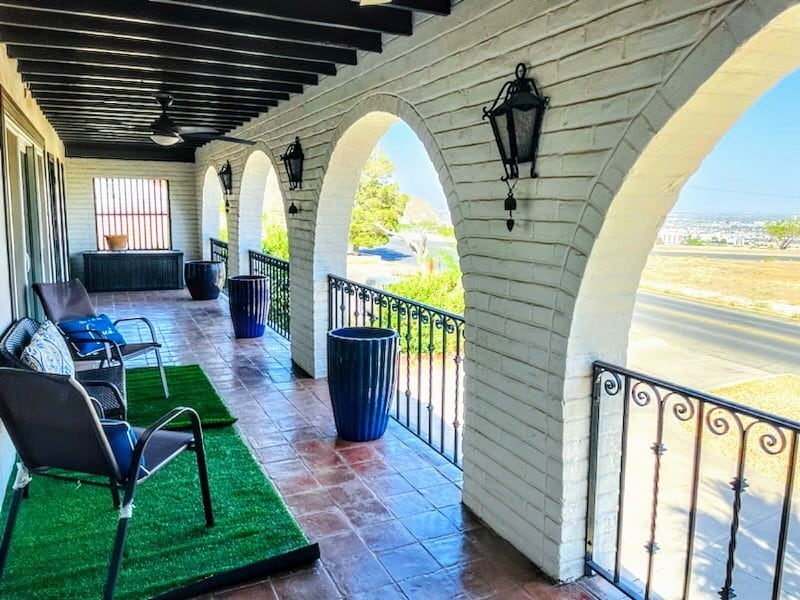 Huge Hacienda Home Scenic Views/Pool/18 guests