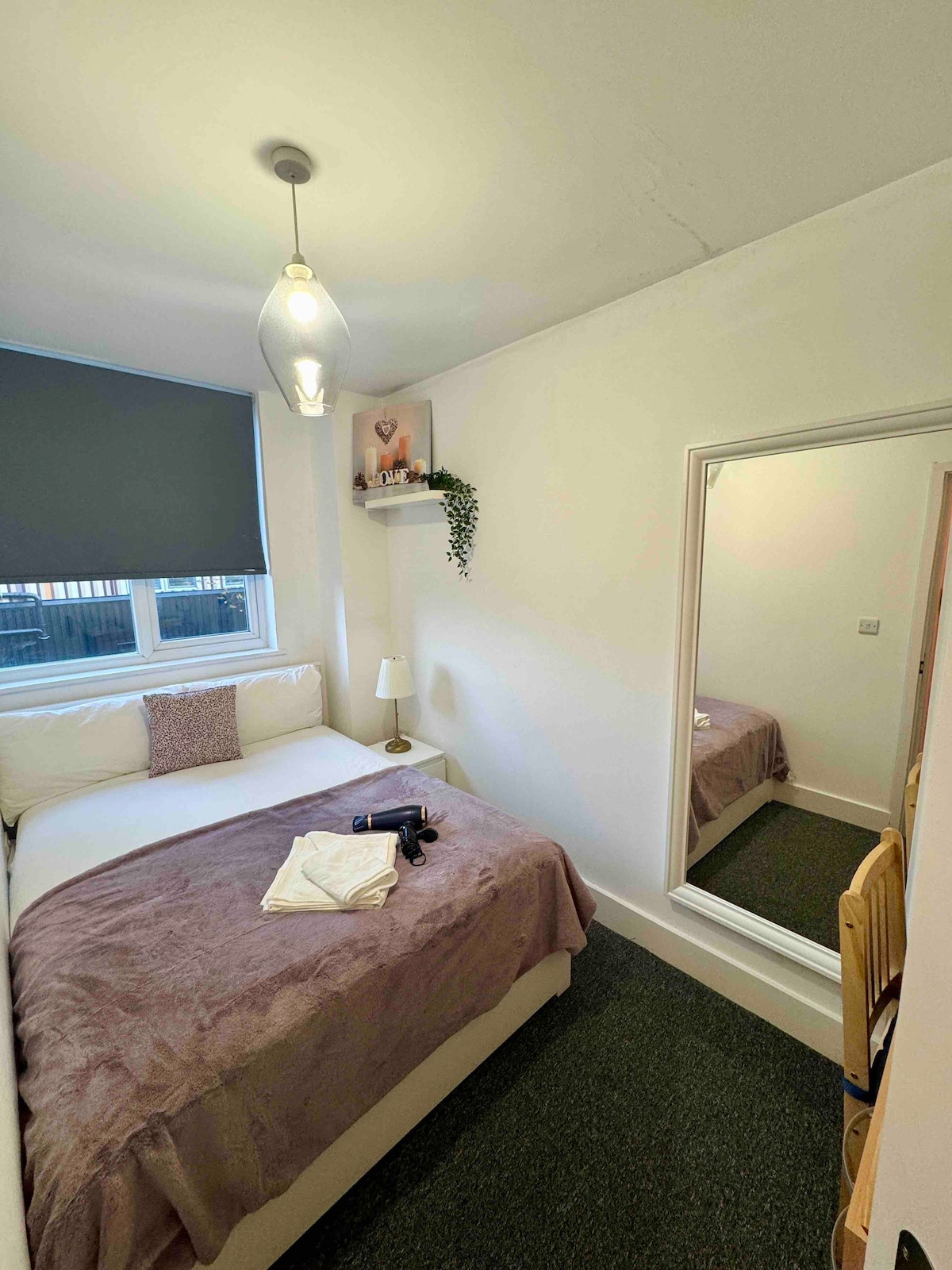 Private Cozy Double Bedroom in Euston Station (3)