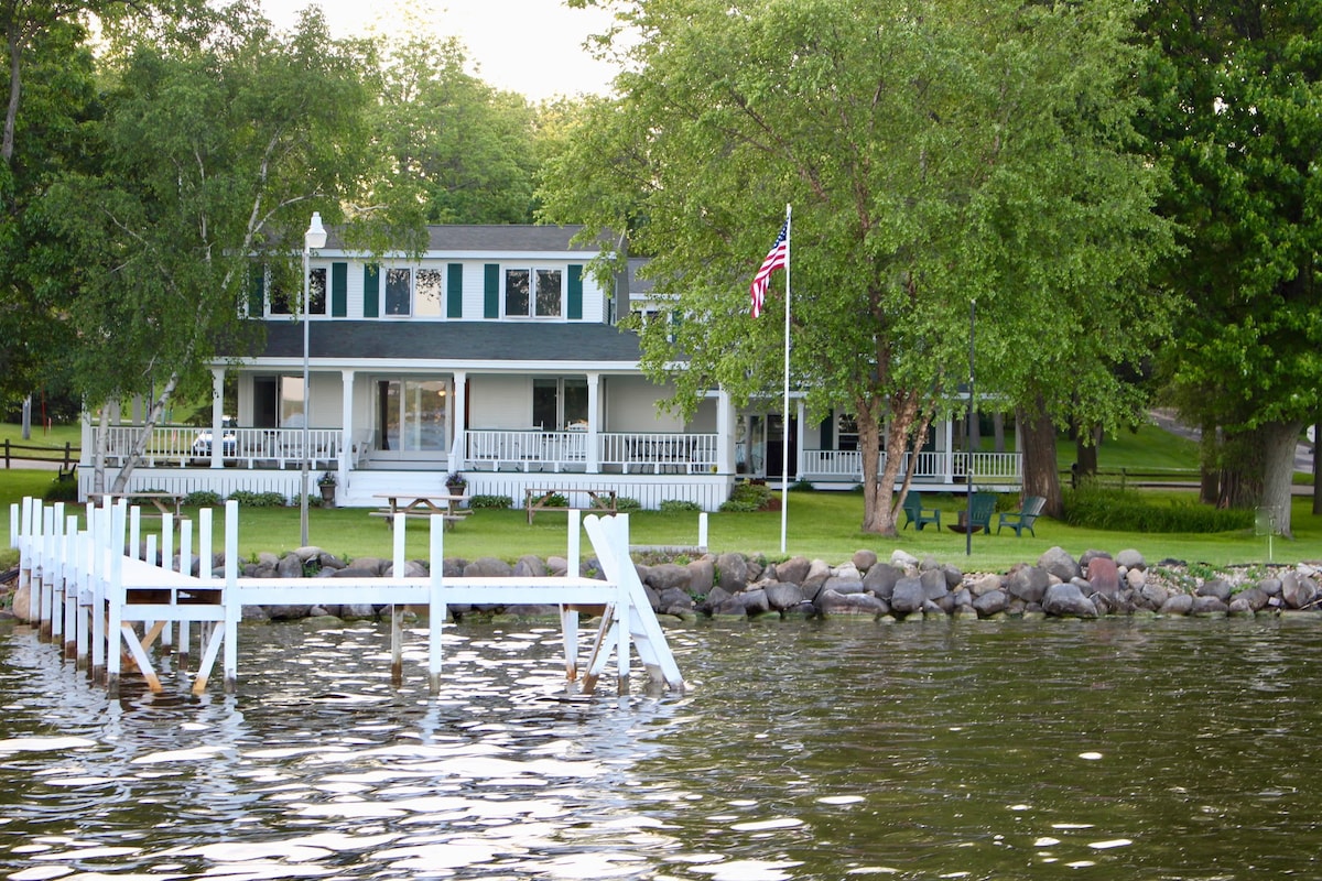 Badger Shores Waterfront Property on Green Lake