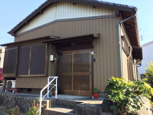 Okazaki-shi的民宿