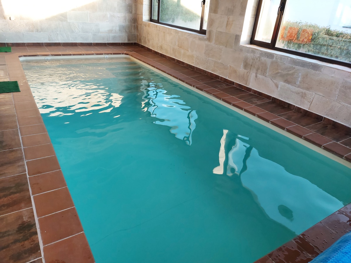 埃尔阿雷博尔乡村（ El Arrebol Rural ）恒温泳池，可容纳17人