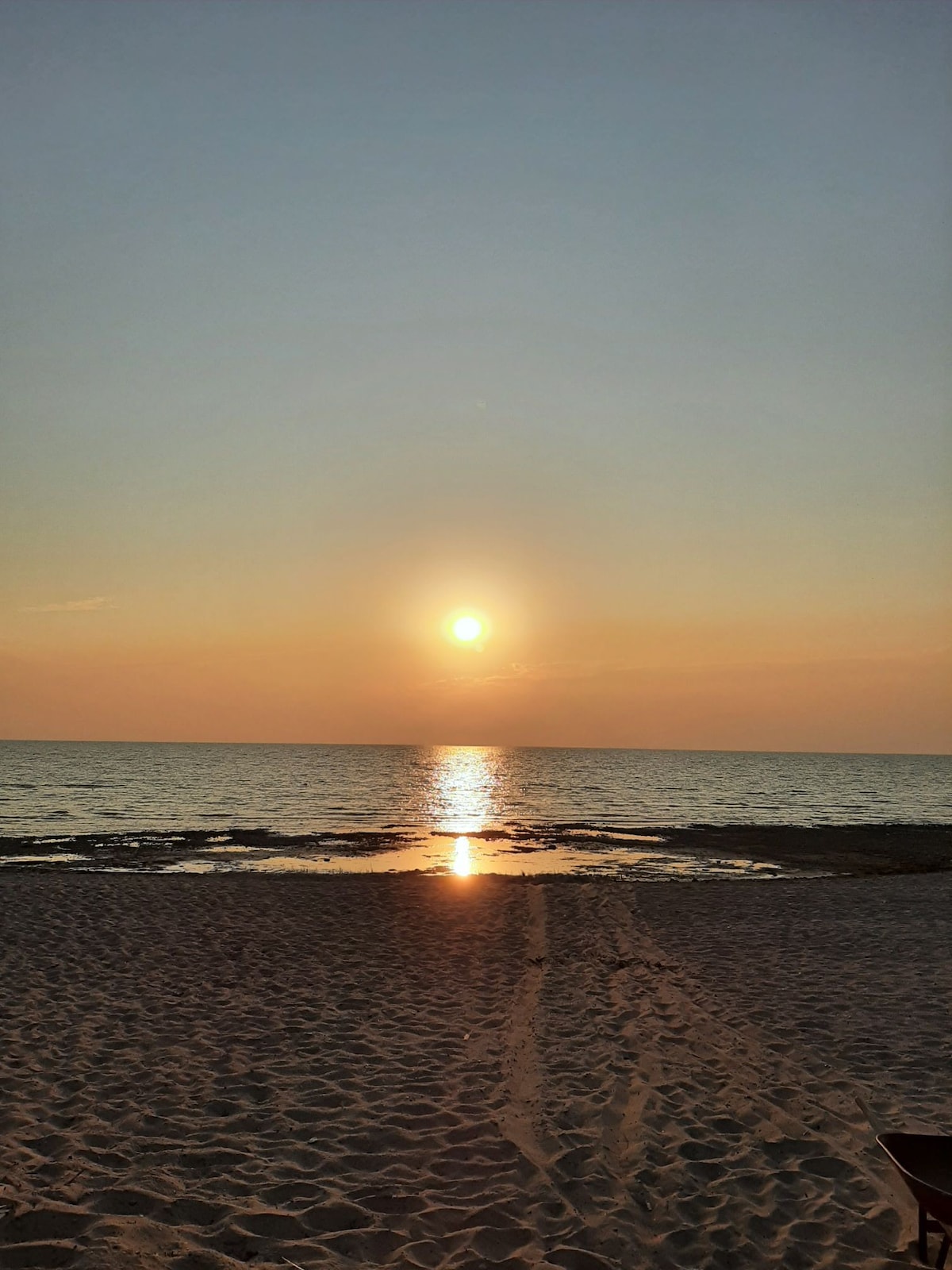 美丽的湖滨度假胜地，带私人海滩