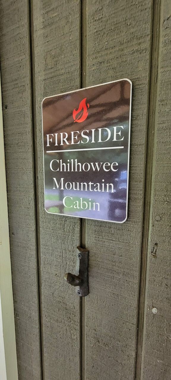 Chilhowee Mountain小木屋-通往森林的大门！