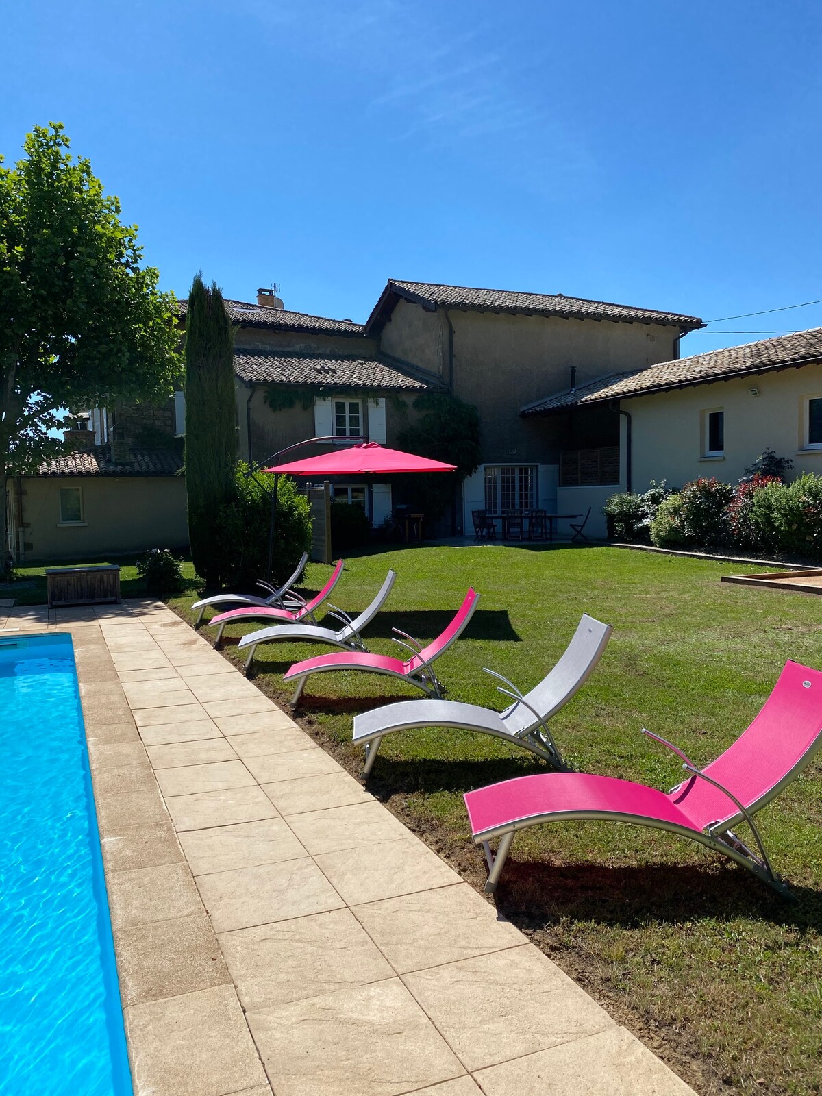 博若莱（ Beaujolais ）私人住宅和游泳池